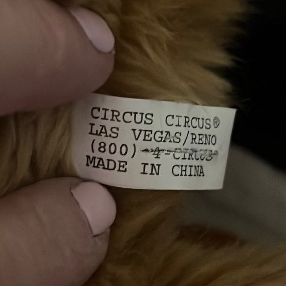 CIRCUS CIRCUS PLUSH TEDDY BEAR - Picture 2 of 2